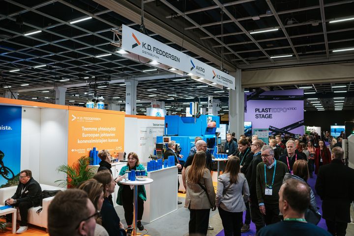 Messualue täynnä ihmisiä PacTec, FoodTec & PlastExpo 2026 -tapahtumassa.