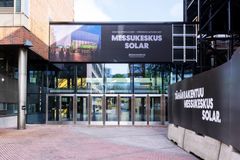 Helsingin Messukeskusta kansainvälisenä tapahtumapaikkana vahvistavan Messukeskus Solarin rakentamisen ensimmäisen vaiheen valmistuttua otetaan käyttöön Messukeskuksen uusi Messuaukion sisäänkäynti. Syksyn 2026 ja kevään 2027 tapahtumissa käytössä ovat eteläisen ja pohjoisen sisäänkäynnin lisäksi tarvittaessa myös Messukeskuksen läntinen ja itäinen sisäänkäynti. Näin kävijöiden saapuminen tapahtumiin on mahdollisimman sujuvaa.