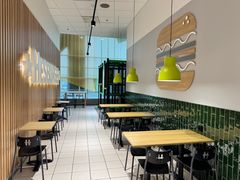 Turun Länsikeskuksessa Citymarketin yhteydessä toimiva Hesburger-ravintola avaa ovensa uudistettuna 13. toukokuuta.