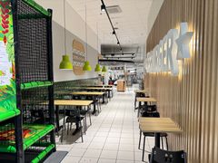 Turun Länsikeskuksessa Citymarketin yhteydessä toimiva Hesburger-ravintola avaa ovensa uudistettuna 13. toukokuuta.