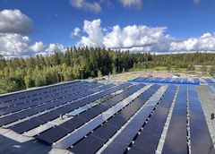 Salon Kivihovissa on parhaillaan käynnissä Hesburgerin uusin aurinkoenergiaprojekti. Kivihovin alueelle asennetaan yli 670 aurinkopaneelia.