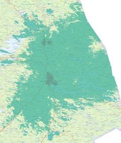 Kuusamo. Kuvassa vaaleampi vihreä väri kuvaa normaalia 4G-/5G-peruspeittoa, ja tummempi vihreä erityisen nopeaa, 3,5 GHz:n taajuudella toimivaa 5G-verkkoa