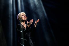 Edith Piafin 110-vuotisjuhlavuoden kunniaksi käynnistynyt maailmankiertue saapuu Suomeen 15.–23. lokakuuta, ja esityksiä nähdään yhteensä yhdeksän.