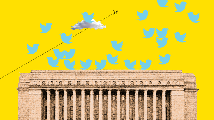 Kollaasimainen kuvituskuva, jossa eduskuntatalo etualalla. Takaa lentää Twitter-lintuja sekä yksi satelliitti.