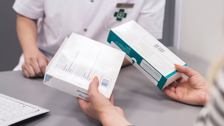 Biologisten lääkkeiden lääkevaihto alkoi apteekeissa viime huhtikuussa enoksapariinivalmisteilla ja laajeni vuodenvaihteessa kaikkiin muihin biologisiin lääkkeisiin paitsi insuliineihin.