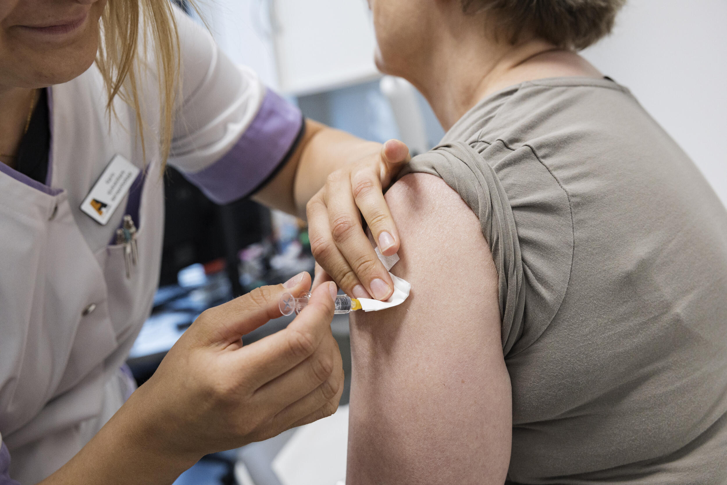 Apteekkien rokotuspalvelut yleistyvät – jo lähes 130 apteekkia rokottaa