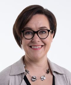 Merja Hirvonen aloitti Suomen Apteekkariliiton toimitusjohtajana vuonna 2014