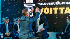 Finanssiala ry:n puheenjohtajana toimiva OP Pohjolan pääjohtaja Timo Ritakallio hatutti Talousguru-voittajan. Ritakallio tähdensi palkintojenjaon yhteydessä erityisesti säästämisen ja sijoittamisen taitojen tärkeyttä sekä arkisten rahataitojen hallintaa.