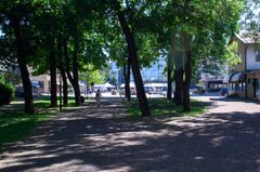 Puistokatu kuvattuna Naantalin torille päin.