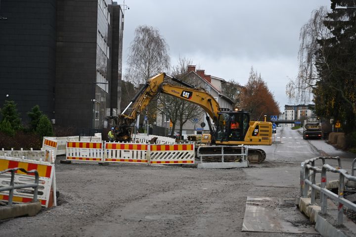 Uolevi Raaden kadun ja Käsityöäläiskadun risteys syksyllä 2026.