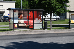 De förnyade hållplatserna finns längs Aurinkotie.