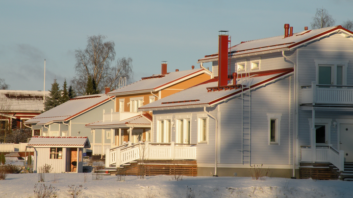 Omakotitaloja.