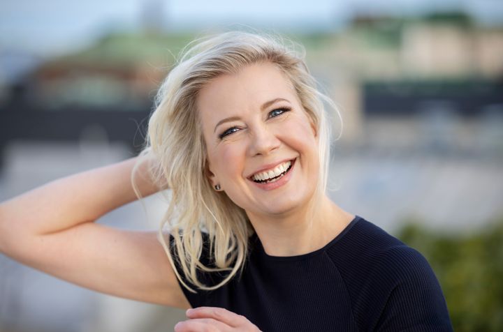 Eurooppalaisen karnevaalin solistina kuullaan viulisti Elina Vähälää yhdessä Atte Kilpeläisen ja Oulu Sinfonian kanssa.