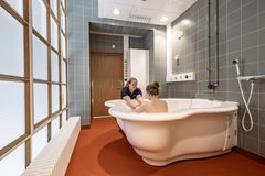 Birthing tub, Labor Unit Aallokko, Women’s Hospital