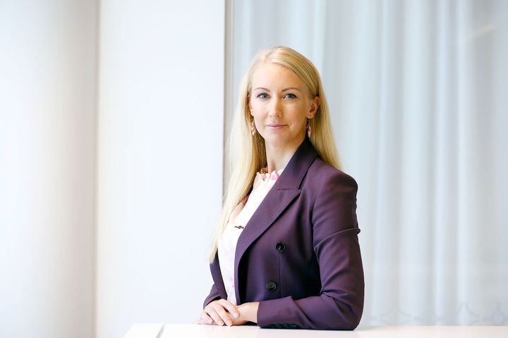 Keskuskauppakamarin johtava asiantuntija (osaaminen ja maahanmuutto) Suvi Pulkkinen.