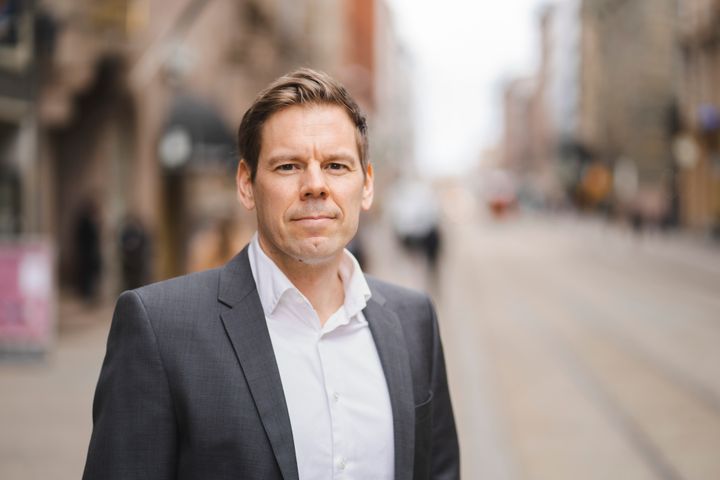 Keskuskauppakamarin johtava veroasiantuntija Tomi Viitala.