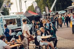 Elokuun lopussa Tallinnan Laululavalle kerääntyy kolmen Baltian maan makukaravaani tarjoamaan street food -ruokien parhaimmistoa.