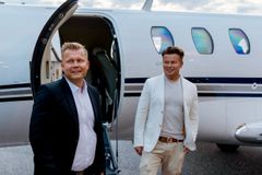 Aerocom Aviation Oy:n perustajaosakas ja toimitusjohtaja Ari Kallinen (vas) ja perustajaosakas ja kaupallinen johtaja Joonas Nurmi.