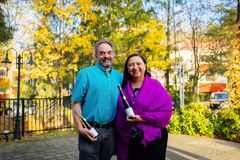 Ainoa Wineryn yrittäjäpariskunta David Cohen ja Paola Guerrero de Cohen