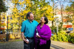 Ainoa Wineryn yrittäjäpariskunta David Cohen ja Paola Guerrero de Cohen