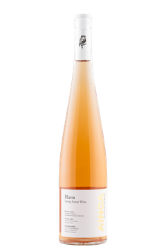 Kevyt ja raikas Havu on valmistettu suomalaisista puolukoista, se makeutetaan kotimaisella hunajalla ja maustetaan kuusenkerkillä, jotka tuovat siihen metsäistä raikkautta ja tasapainottavat puolukan hapokkuutta.