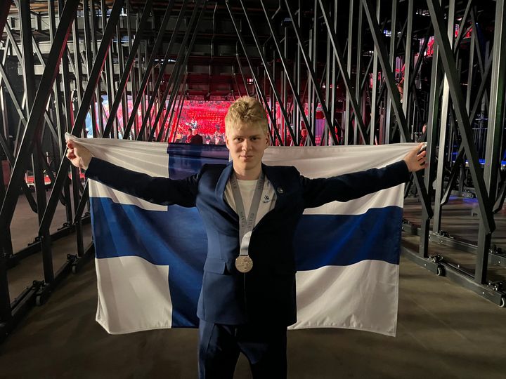 Kuva: Aleksi Laine saavutti hopeamitalin EuroSkills-kilpailussa. Kuva: Katja Katajamäki / Skills Finland.