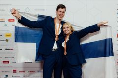 Päättäjäiset, EuroSkills Herning 2025 Elja Saraluoto & Inka Nurminen, Salpaus Fashion Design and Technology Kuva: Lisbeth Holten / WorldSkills Europe