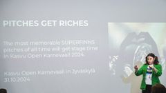 Kasvu Open Karnevaalin host on Inka Hyvönen. Hän on juontanut ja fasilitoinut useita Kasvu Openin tapahtumia.