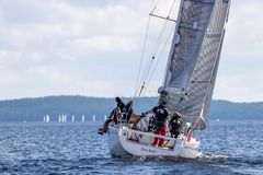 Jyväskylän Veneseuran Jarkko Hinkkanen purjehti Das Boot -veneellään Päijännepurjehduksen reitin Padasjoelta Jyväskylään toiseksi nopeimpana ja voitti Tallukka jahti -tasoituskilpailun. Das Bootin miehistöön kuuluivat kippari Jarkko Hinkkasen lisäksi Hannu Niemelä, Johanna Hinkkanen, Eetu Hinkkanen, Olli Siik ja Jari Aavisto.