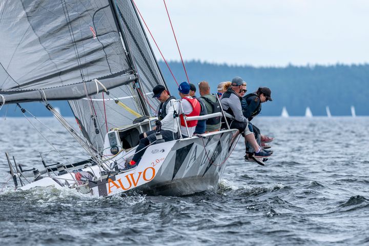 Päijänteen nopeimman veneen Ruori-palkinto pysyy kilpailun myös viime vuonna voittaneen Auvon miehistön hallussa.
