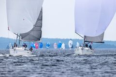 Päijännepurjehduksen alkumatka Padasjoelta reitin puoliväliin Judinsaloon purjehdittiin myötätuulessa, loppumatka Jyväskylään luovien.