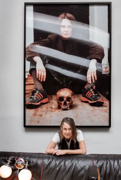 Sarah Lucas.