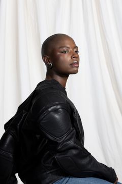 Sandra Mujinga.