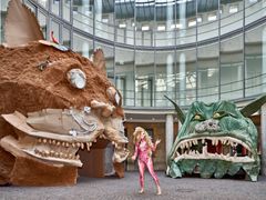Monster Chetwynd, installation view, Monster Chetwynd, A CAT IS NOT A DOG, Schirn Kunsthalle, Frankfurt, 03 March – 29 May 2023. Courtesy the Artist, Schirn Kunsthalle, Frankfurt and Sadie Coles HQ, London.