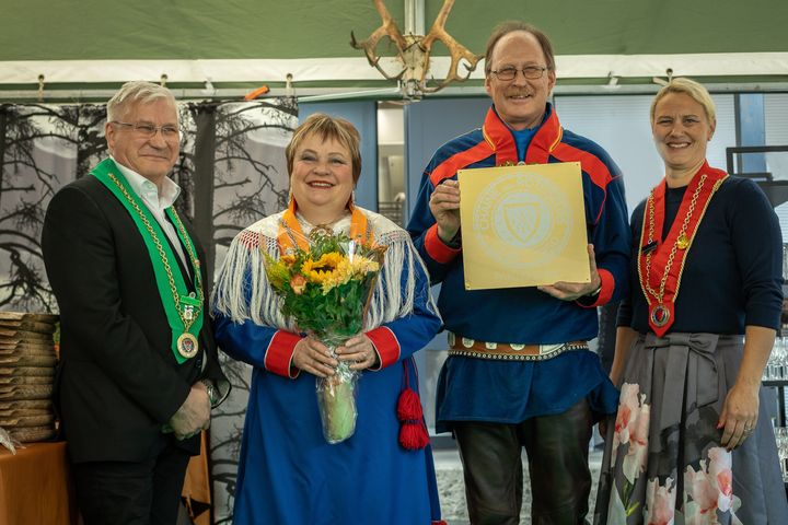 Kuvassa vas; Martti Kotakorva Lapin vouti, Maritta Autio, Asko Autio ja Johanna Hornborg-Ojala Chaîne des Rôtisseurs Finlanden valtavouti.