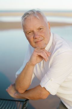 Kirjailija Petri Saari