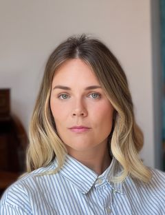 Caro Claire Burke