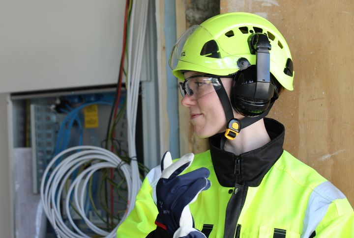 Sähköistysalan urakoitsijat toimivat jo vastuullisesti monella osa-alueella.