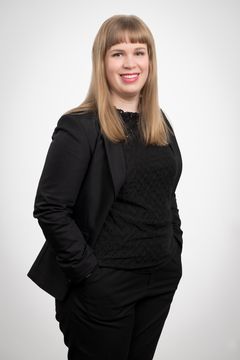 Vanhempi tutkija Aino Kalmbach, Etla