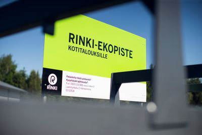 Lähin palveleva ekopiste löytyy S-market Tyrnävän yhteydestä.