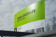 Rinki-ekopisteen kyltti.