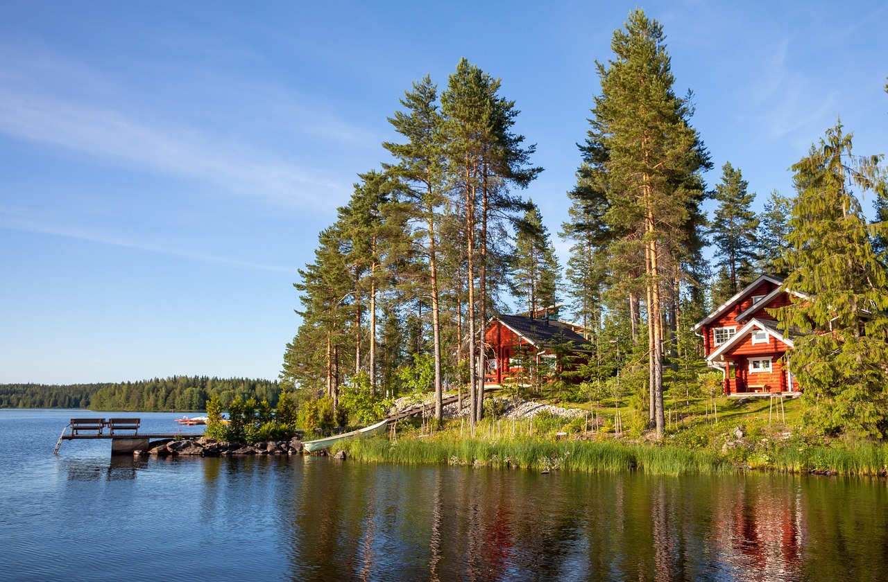 Mökkikauden jätekuormitus kasvaa kesäpaikkakunnilla