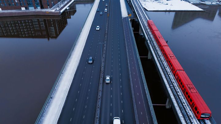 Kulosaaren silta Helsingissä.