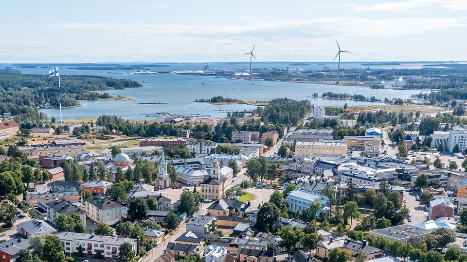Etelä-Karjalassa myönteistä kehitystä nähtiin erityisesti teollisuuden sekä digitalisaatio- ja innovaatiohankkeiden rahoituksessa. Kymenlaaksossa teollisuusinvestoinnit kasvoivat viime vuodesta.