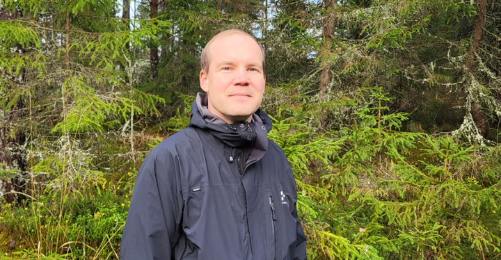 Sami Oksa on Metsäteollisuus ry:n uusi metsäjohtaja.