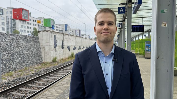 Hypon pääekonomisti Juho Keskinen odottaa asuntojen hintoihin vahvempaa nousua vasta ensi vuonna.