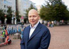 Liikennevakuutuskeskuksen korvauspäällikkö Antti Tuulensuu
