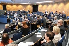 Eläkeläisliittojen etujärjestö EETU ry:n 20-vuotisjuhlaseminaari pidettiin perjantaina 18.9. Kevan tiloissa Helsingissä.