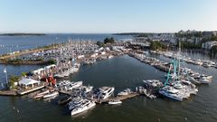 Myös viikonloppuna päättyneen Helsingin Uivan venenäyttelyn kävijämäärä kasvoi hieman. Suomalaisten veneilijöiden loppukesän päätapahtumassa Lauttasaaressa kävi neljän päivän aikana lähes 11 000 vierasta.