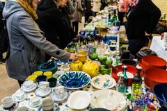 Astiakirppis kokoaa yhteen second hand -myyjät ja astiaintoilijat.